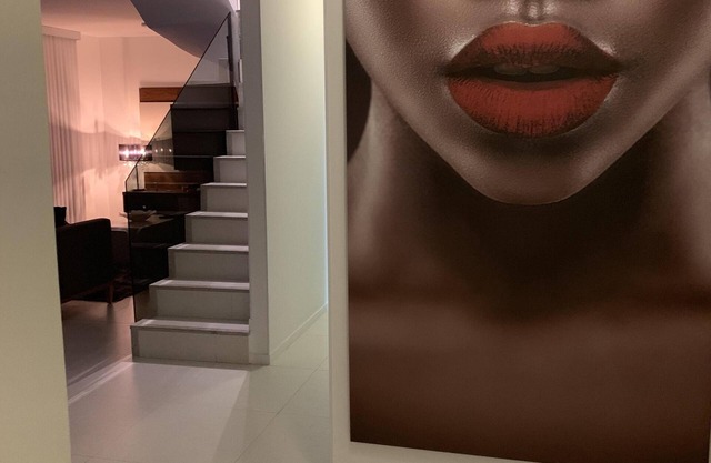 Designer Duplex 3bed 2.5 Bath Jacuzzi/Bbq - Cable tv - tours available