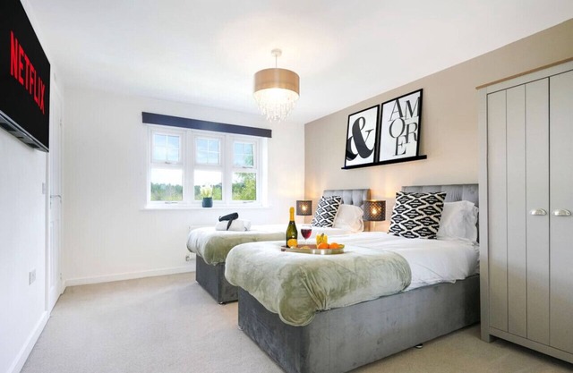Detached House Free Parking FastWifi SmartTV