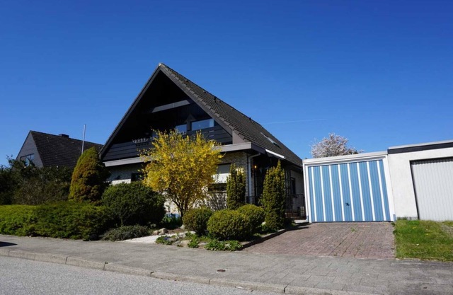 Detached house in a quiet area, close to the town center and 7 km to the beach