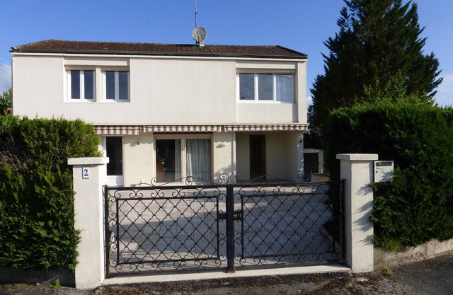 Detached house in Bugue in Périgord Noir