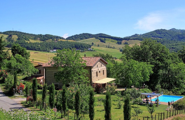 Detached vacation home with private pool ideal for large families with children