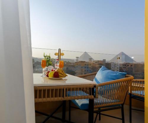 Diamond Pyramids View Inn