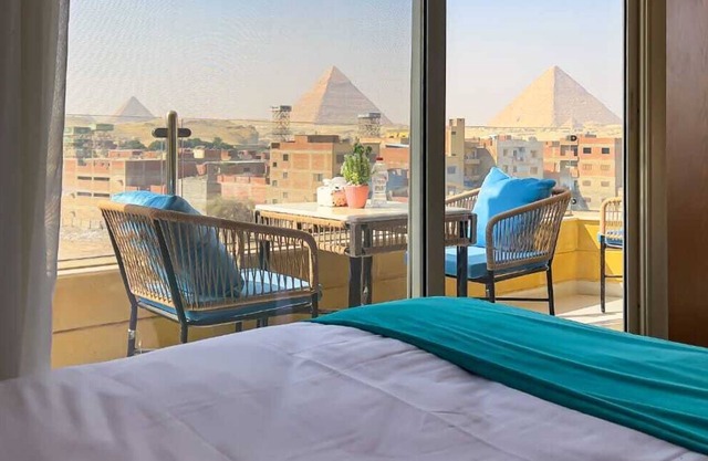 Diamonds Pyramids View INN