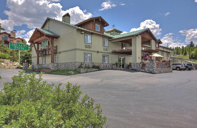Dillon Inn