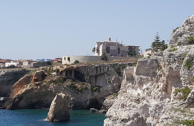 Dimora Santa Lucia, bright and comfortable house near the sea