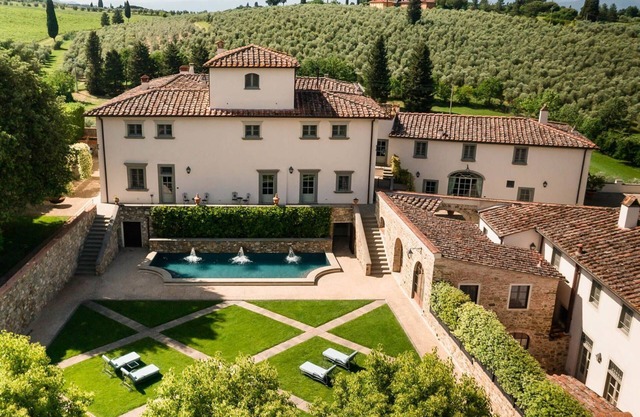 Dimora Torricella - Twenty Bedroom Villa, Sleeps 37