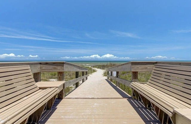 Direct Oceanfront 3-bedroom Condo in Cocoa Beach