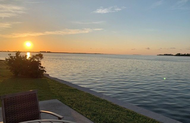 Direct waterfront home on the Gulf of Mexico. Dunedin.