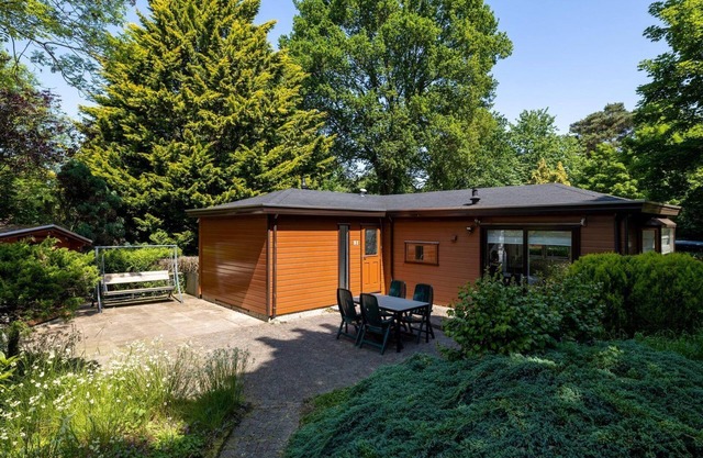 Discover the "Heath Lodge" and enjoy unique accommodations, each with its own style and layout, perfect for up to 4 people.