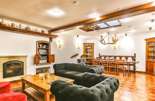 "Divine, Mediterranean, wine, low penedes and garraf"