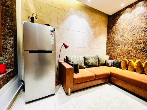 Divine Studios Rajouri Garden