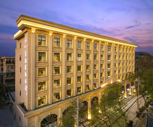 Dm kara Rus Hotel - Muslim Street Branch