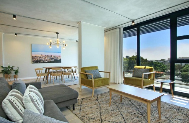Docklands Family Penthouse by ITC Hospitality