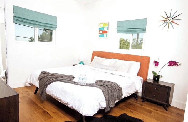 Dodger Stadium/Chinatown/Echo Park Newly updated House!