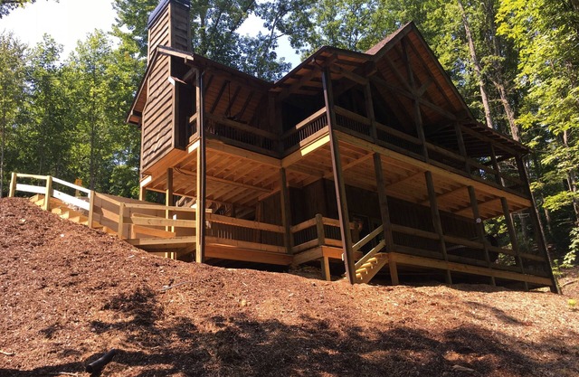 Dog Friendly, PAVED 2 lane access, Aska Adventure Area, Minutes to Downtown