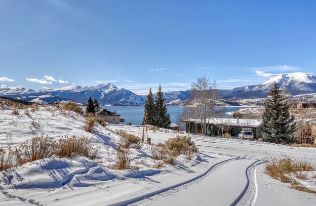 Dog-Friendly, Walkout Basement Getaway w/Mountain Views - Close to Ski Slopes