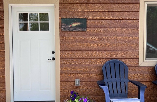 Dolly Varden Cabin - Modern Vacation Home in Cooper Landing