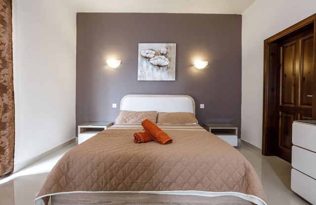 Dolphin Court Gozo