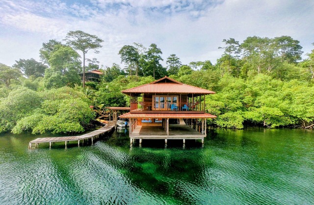 Dolphin EcoLodge - Where the Caribbean Sea meets the tropical rainforest