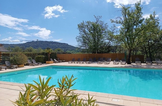 Domaine des Chênes Blancs - Camping