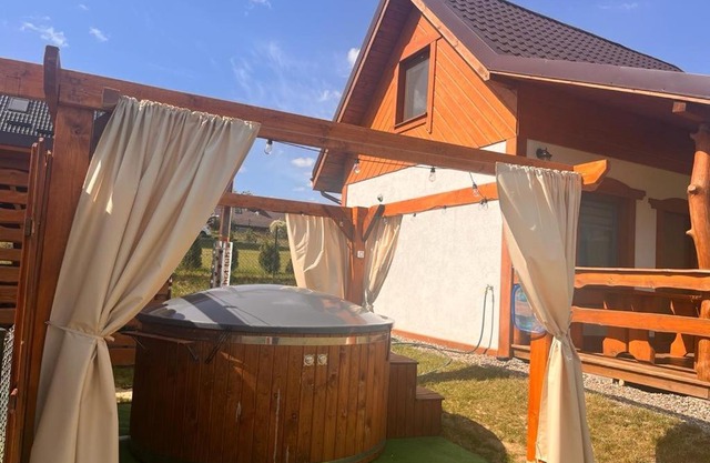 Domek Eden 7 Kaszuby balia sauna alpaki