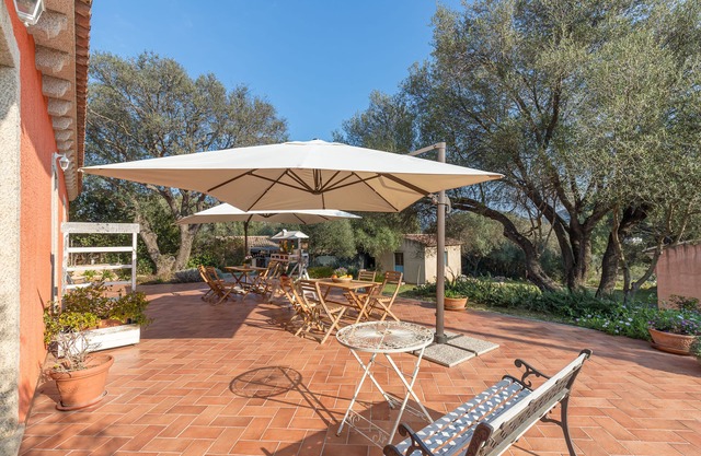 Domos Pintadas Apt. 1 Porto Rotondo, Rudalza, Italy