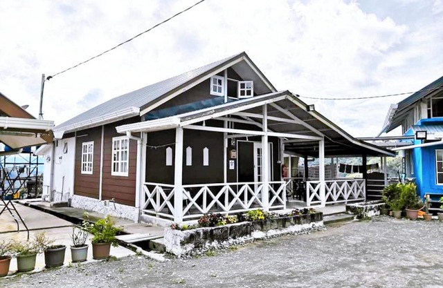 Dongorit Cabin House 1