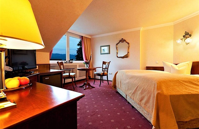 Doppelzimmer im Stamm- oder Haupthaus, teilweise mit Balkon