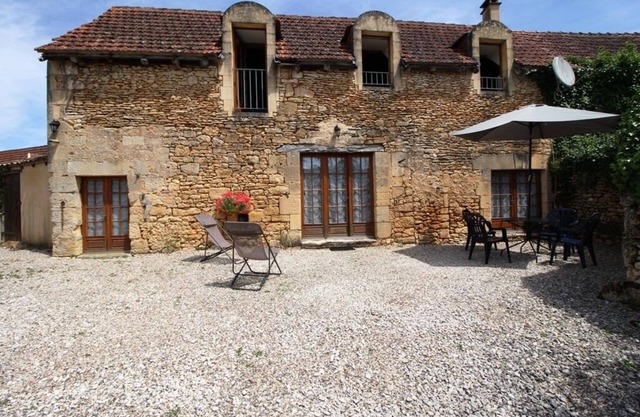 Dordogne, Périgord Noir, 3 ears Gite For Holidays