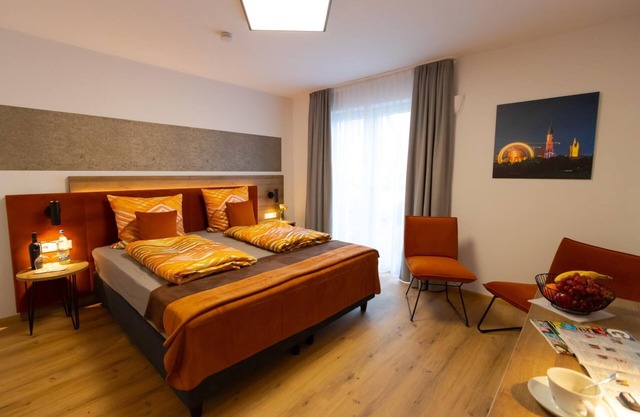 Double room 26sqm with indirect lighting