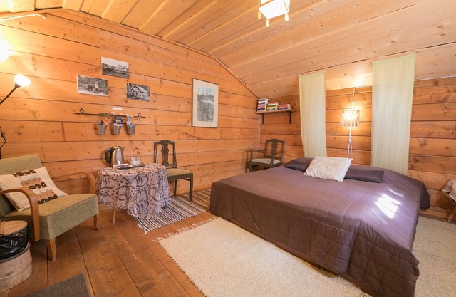 Double room Tilli at Luomajärvi Horse Inn