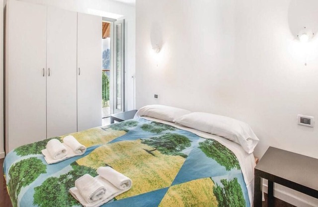 Double rooms with a large balcony