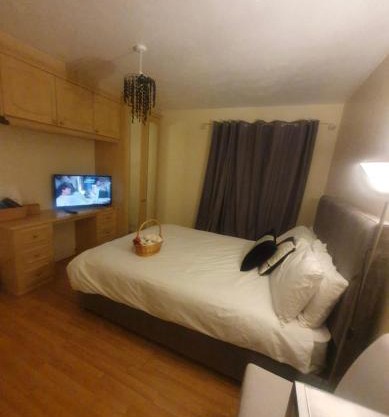 Double size and Single room in Barking