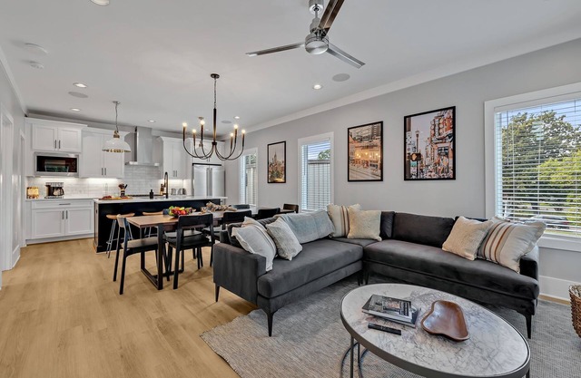 Double Treble - 2 Townhomes - Private Rooftops