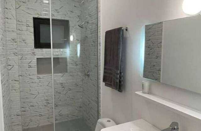 Dow Town Luxury Loft