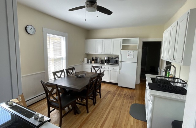 Downtown Ipswich apt, first floor!