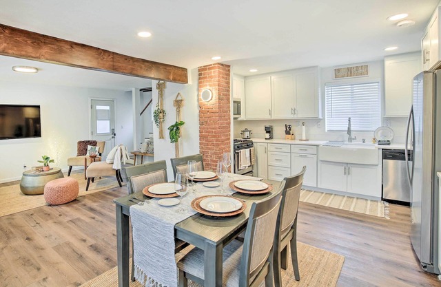 Downtown Long Beach Home: Walk Everywhere!