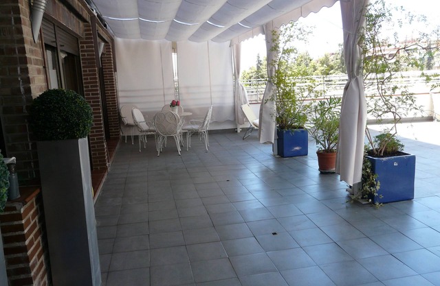 Downtown, magnificent area, near railroad, large private terrace, free parking