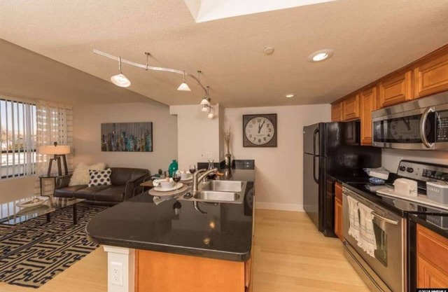 Downtown Reno Condo with Mountain Views