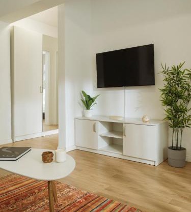Downtown Tineretului Central Oasis -1min Metro Station -Self Check-in-