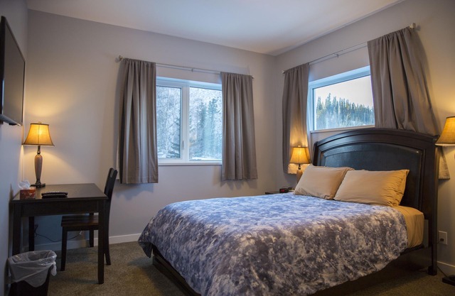 Downtown Whitehorse Deluxe 4 Bedroom Condo