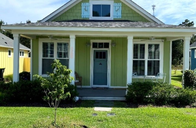 Dragonfly Cottage at the coast in Shallotte, NC.