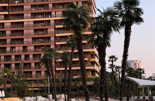 Dreamland Oasis Resort In Chakvi With Sea View