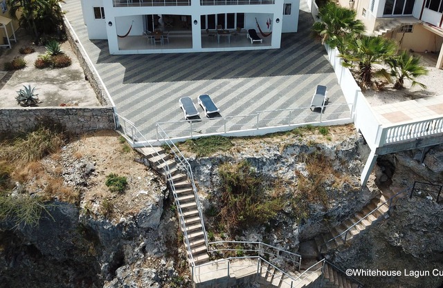 Dreamlike apartment by the sea "A"