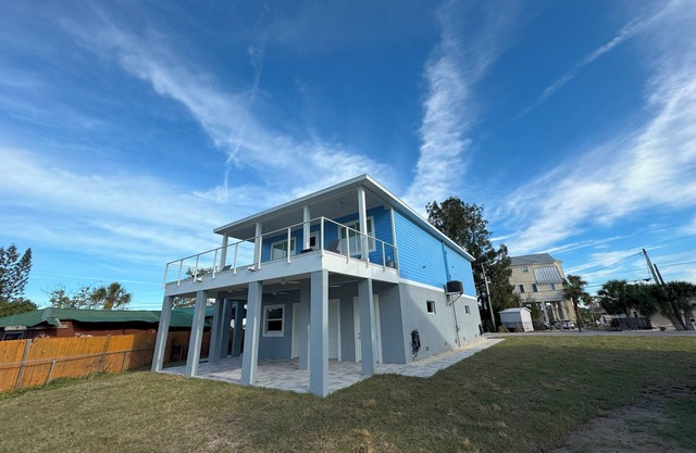 Driftwood Isles - New Gulf View Home with Large deck, Elevator and more!