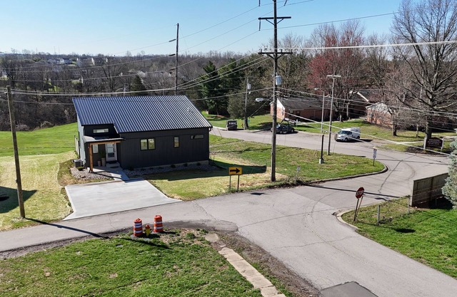 Dry Ridge Village - Three New-Construction Houses, Minutes from the Ark