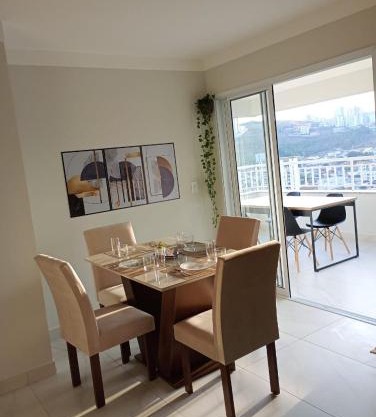 Duas suítes em apartamento luxuoso c/área gourmet.