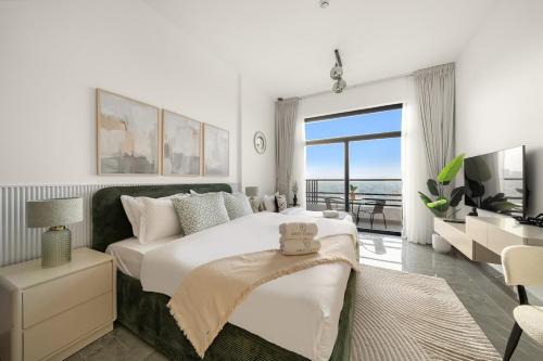 Dubai Arjan Studio - Near Miracle Garden, Hills Mall & Attractions