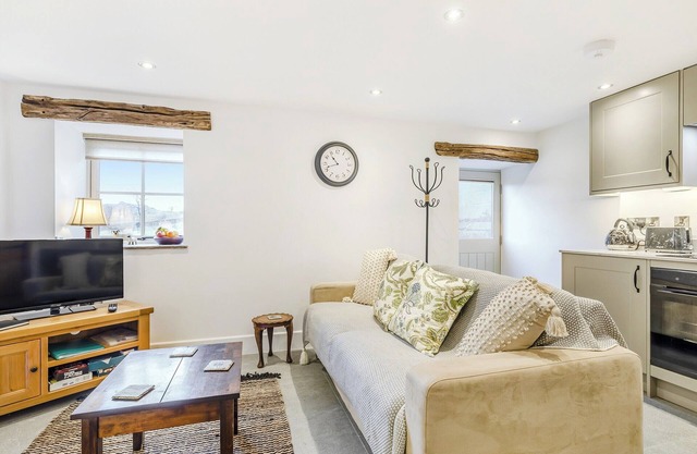 Dukes Cottage - UK47495