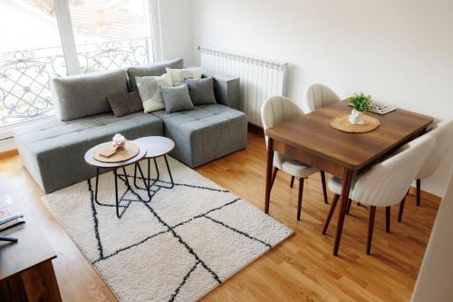 Duma Apartment